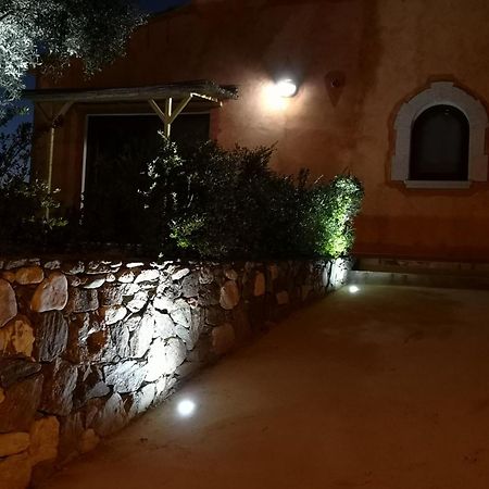 A Lu Ponti Bed & Breakfast Budoni Exterior photo